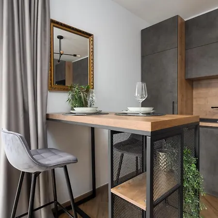 Apartment Luxury Nest - Near The Center And The Krk Town