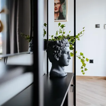 Lägenhet Luxury Nest - Near The Center And The