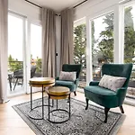 Luxury Nest - Near The Center And The
