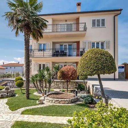 Luxury Nest - Near The Center And The