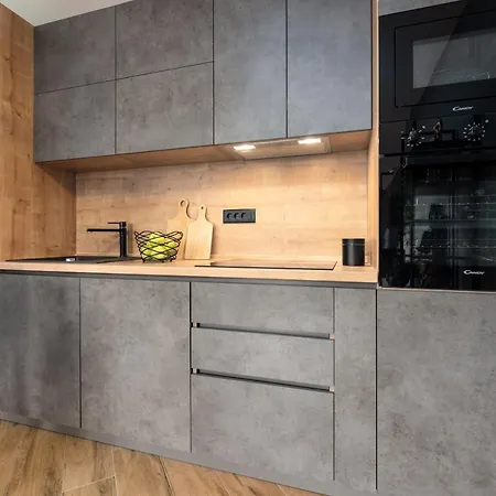 Apartamento Luxury Nest - Near The Center And The