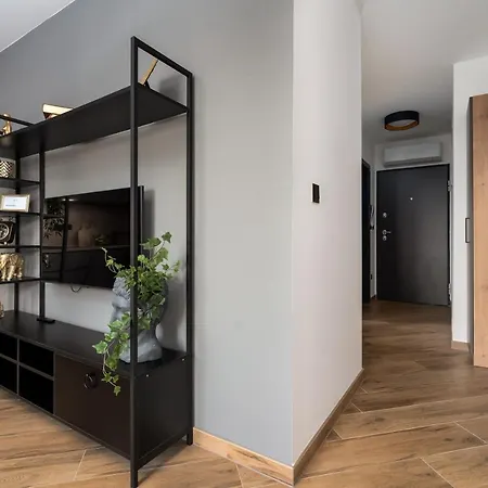 Luxury Nest - Near The Center And The 크르크