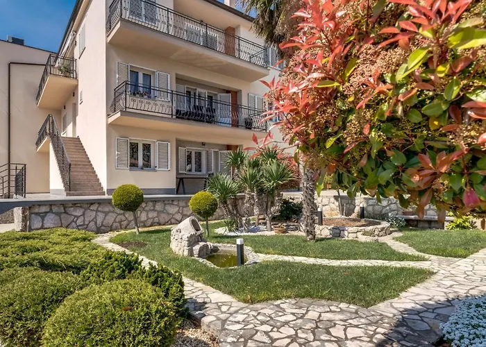Apartment Luxury Nest - Near The Center And The