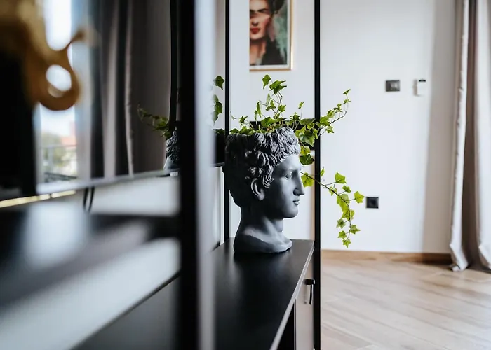 Apartment Luxury Nest - Near The Center And The