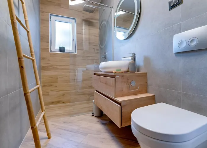 Apartment Luxury Nest - Near The Center And The *